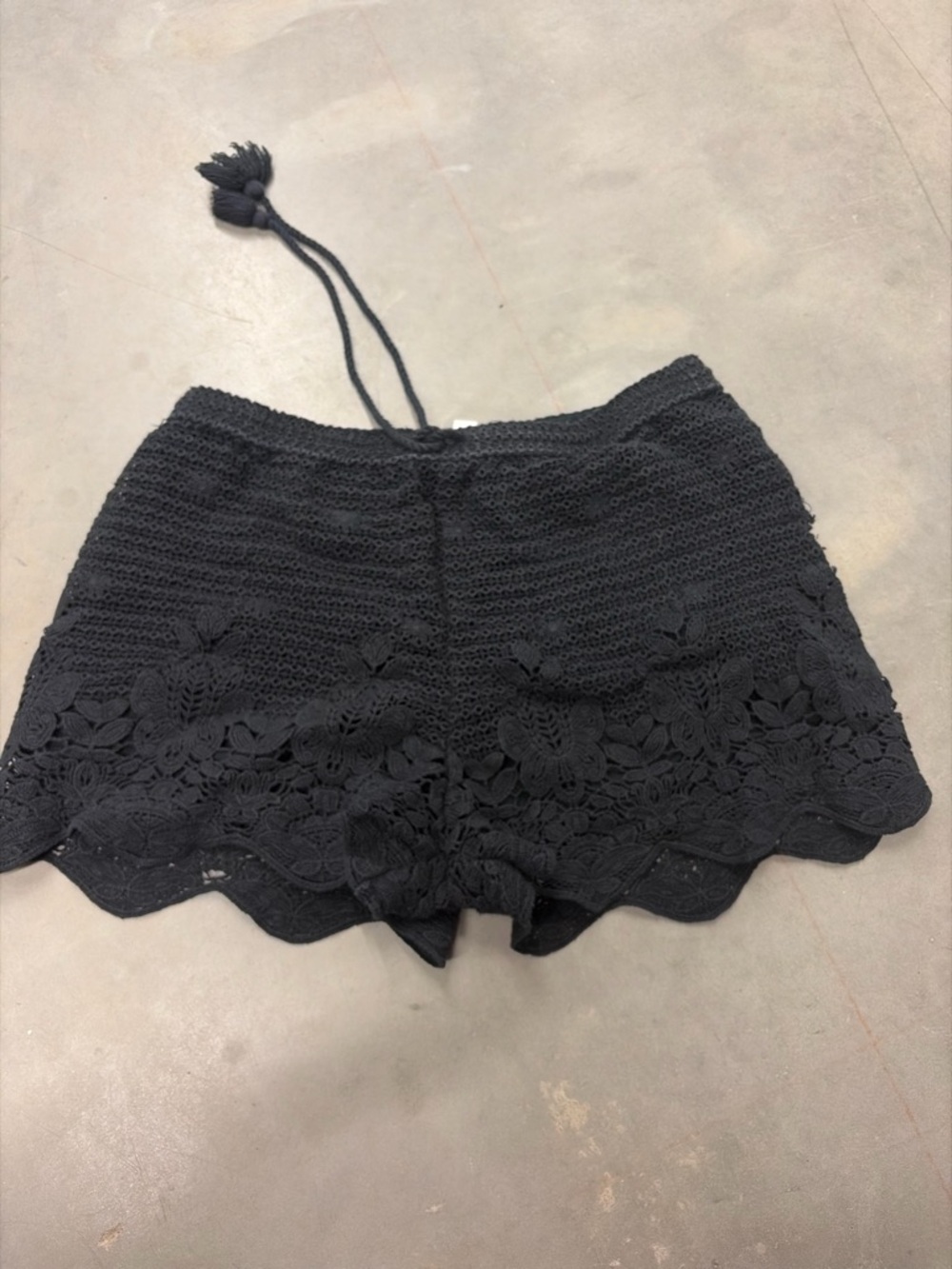 Vintage Abercrombie and fitch Black Crochet Lace Trim Women’s Shorts festival